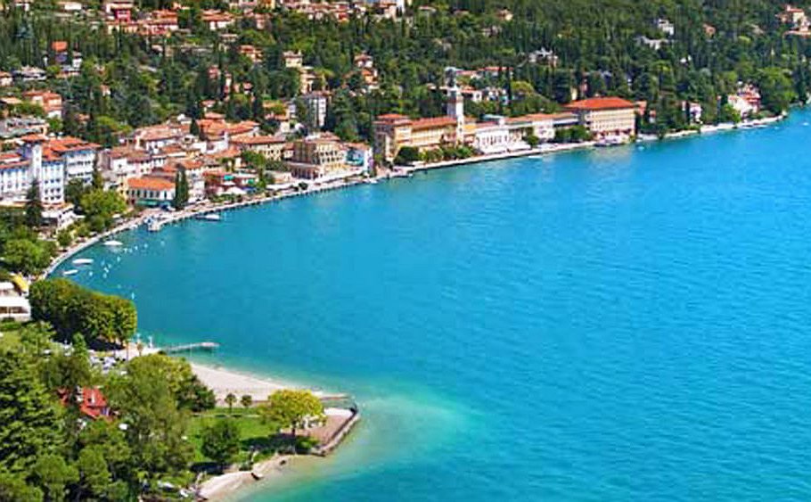 Gardone Riviera: Un'elegante gemma del Lago di Garda